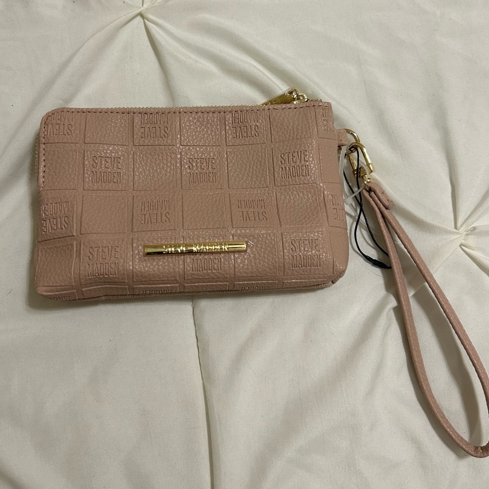 Steve Madden blush pink wristlet wallet